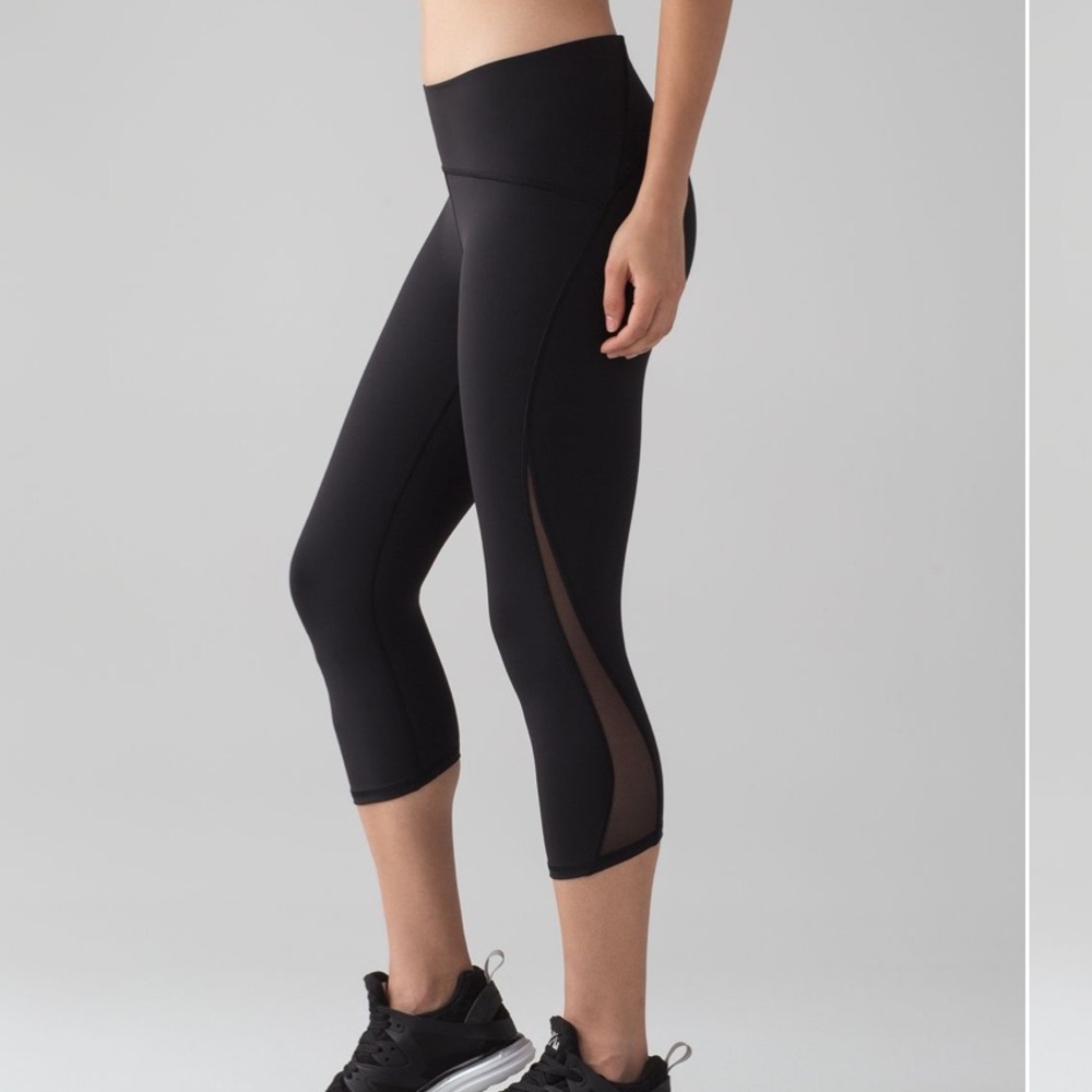 Lululemon | Train Times Crop 17” *Black